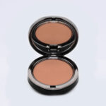 Crème-Touch-HD-Sponge-Compressed-Powder